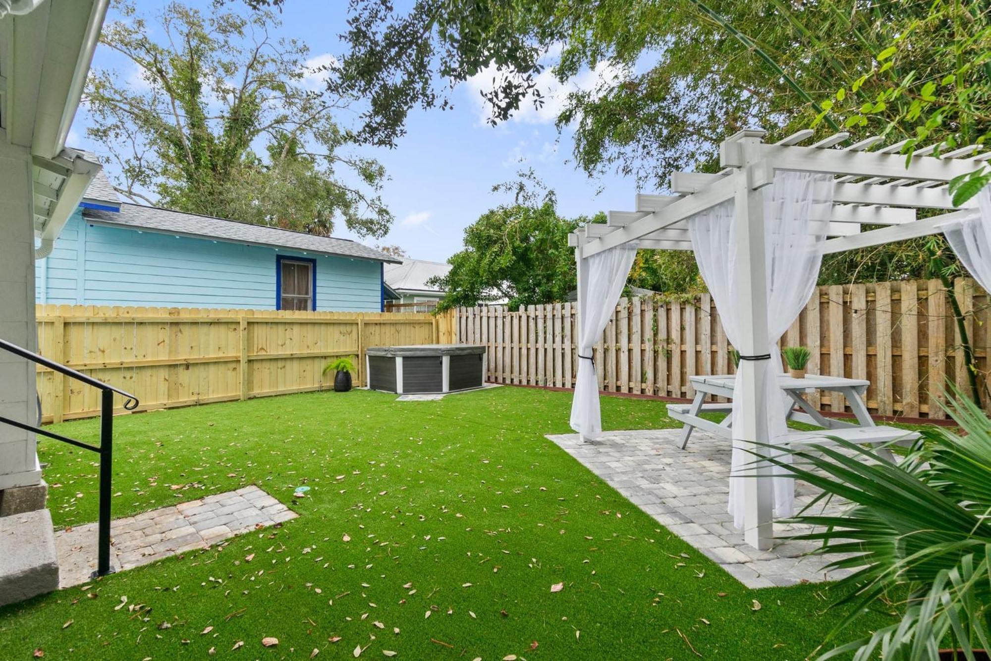 Coco'S Cozy Cabana - Hot Tub Walk To Downtown St. Augustine Exterior foto